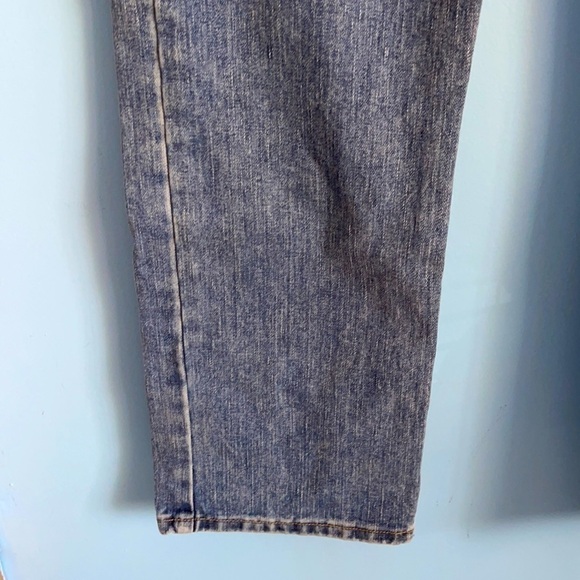 nwot Wrangler Crescent Moon Loose Fit Jeans US 30 - Picture 3 of 8